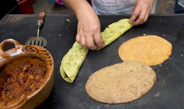 Сніданок по-мексиканськи: тортильяс.