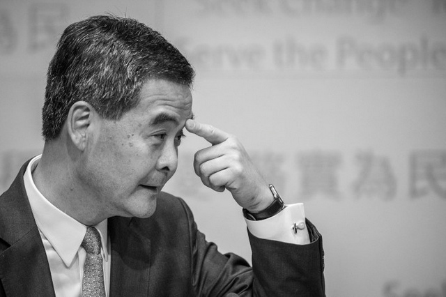 Глава администрации Гонконга Лян Чжэньин 