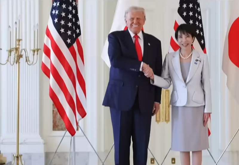 Японія спростовує повідомлення WSJ щодо телефонної розмови Трампа і Такаїті (ВІДЕО)