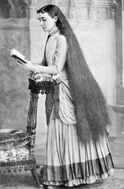 Жозефина Аделаида де Мальманш (1848-1937), чья супружеская фамилия была Уебб. (Collection of Akaroa Museum, Photo: 550)