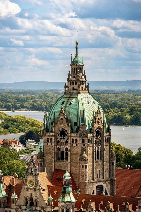 Нова ратуша Ганновера: архітектурна перлина початку XX століття і досі дивує (ФОТО)