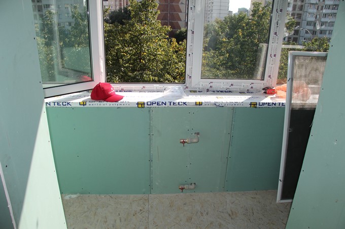 обшивка балкона гипсокартоном фото СК Комфорт