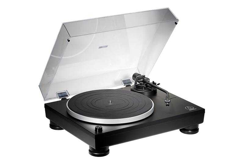 Проигрыватель винила Audio-Technica AT-LP5x