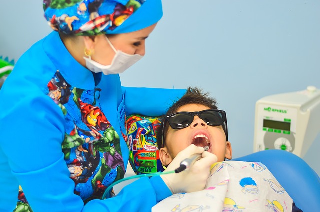 дитячій стоматолог