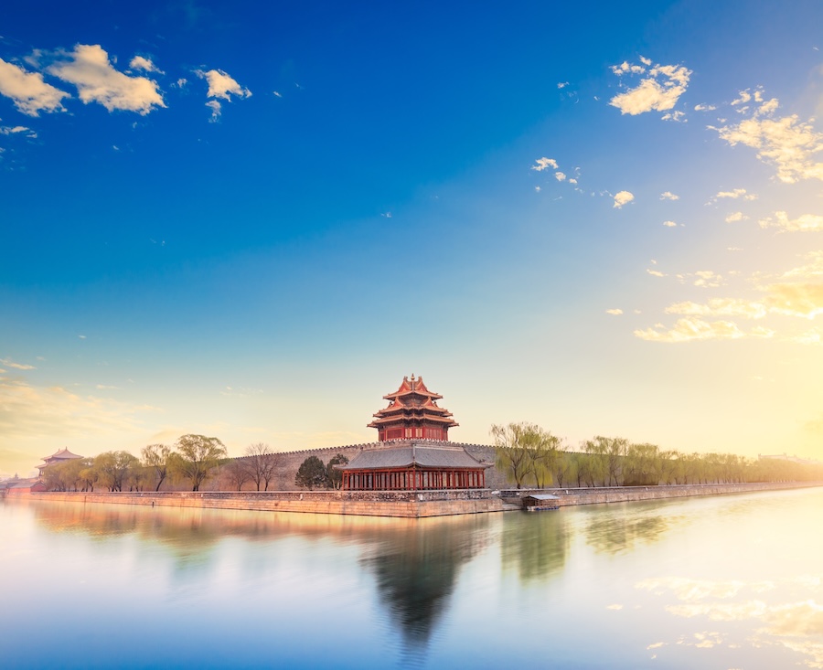 Заборонене місто було побудоване і спроєктоване завдяки колективним зусиллям незліченних майстрів, а не геніальності однієї людини. (Image : PhotoHedge / envato)