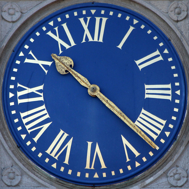 Годинник у містечку Харлестон графства Норфолк у Великобританії. Ілюстративне фото: Leo Reynolds/Flickr.com