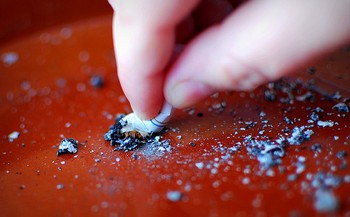 Паління пов’язано з розладами психіки. Фото: Morgan/flickr.com