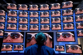 Збережемо здоров’я очей в світі цифрових технологій. Фото: Sean Gallup/Getty Images