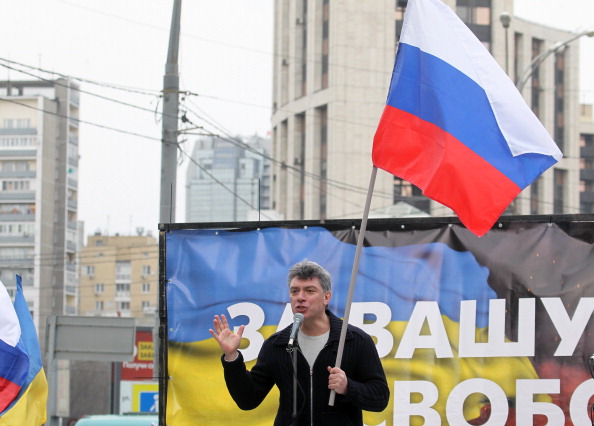Борис Немцов выступает на митинге против вмешательства властей РФ в судьбу Крыма, 15 марта 2014 года, Москва, Россия. Фото: Sasha Mordovets/Getty Images