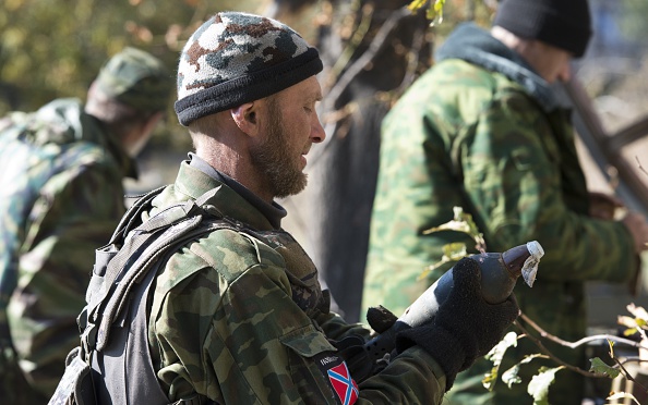Проросійські бойовики на Донбасі, 9 жовтня 2014 року. Фото: JOHN MACDOUGALL/AFP/Getty Images
