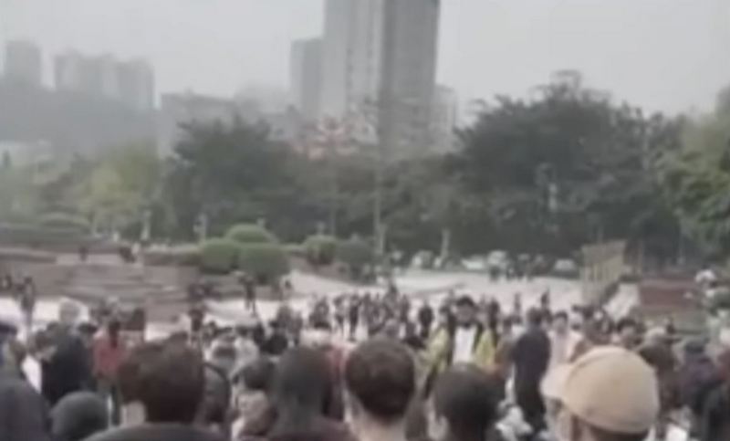 Інвестори великих платформ електронної комерції знову протестують: криза довіри в Китаї поглиблюється (ВІДЕО)