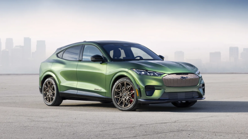 Купити Ford Mustang Mach-E в США та пригнати в Україну - ціни, комплектації