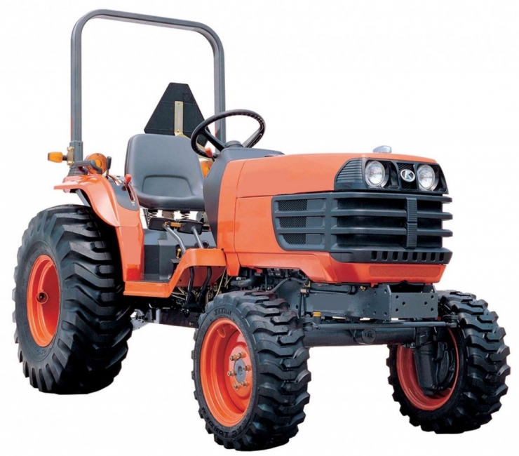 KUBOTA трактор