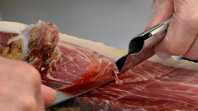 ФАО попереджає про вплив на здоров'я синтетичних продуктів на основі тваринних клітин