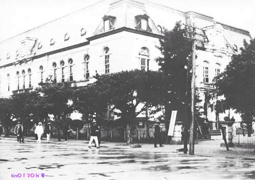 Бібліотека. Згодом була підірвана. Тайвань в період правління Японії (1895-1945 рр.).