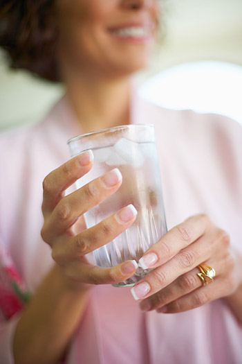 Дети женщин, во время беременности использовавших хлорированную воду, больше подвержены некоторым врожденным аномалиям развития. Фото: photos.com