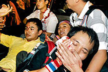 В центре Бангкока три человека погибли и более 50 получили ранения.Фото:bangkokpost.com