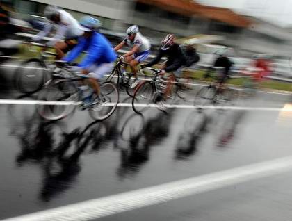«Впевнений, що спільними зусиллями ми переконаємо киян у перевагах пересування на велосипеді», – підкреслив Денис Басс. Фото: Getty Images