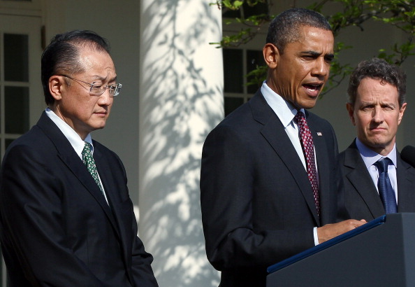 Барак Обама представляє Джим Йон Кіма на пост президента Всесвітнього банку. Вашингтон, 23 березня. Фото: Win McNamee/Getty Images