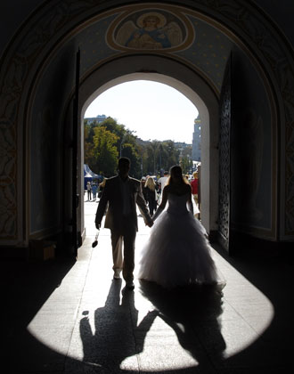 Молодята. Фото: The Epoch Times
