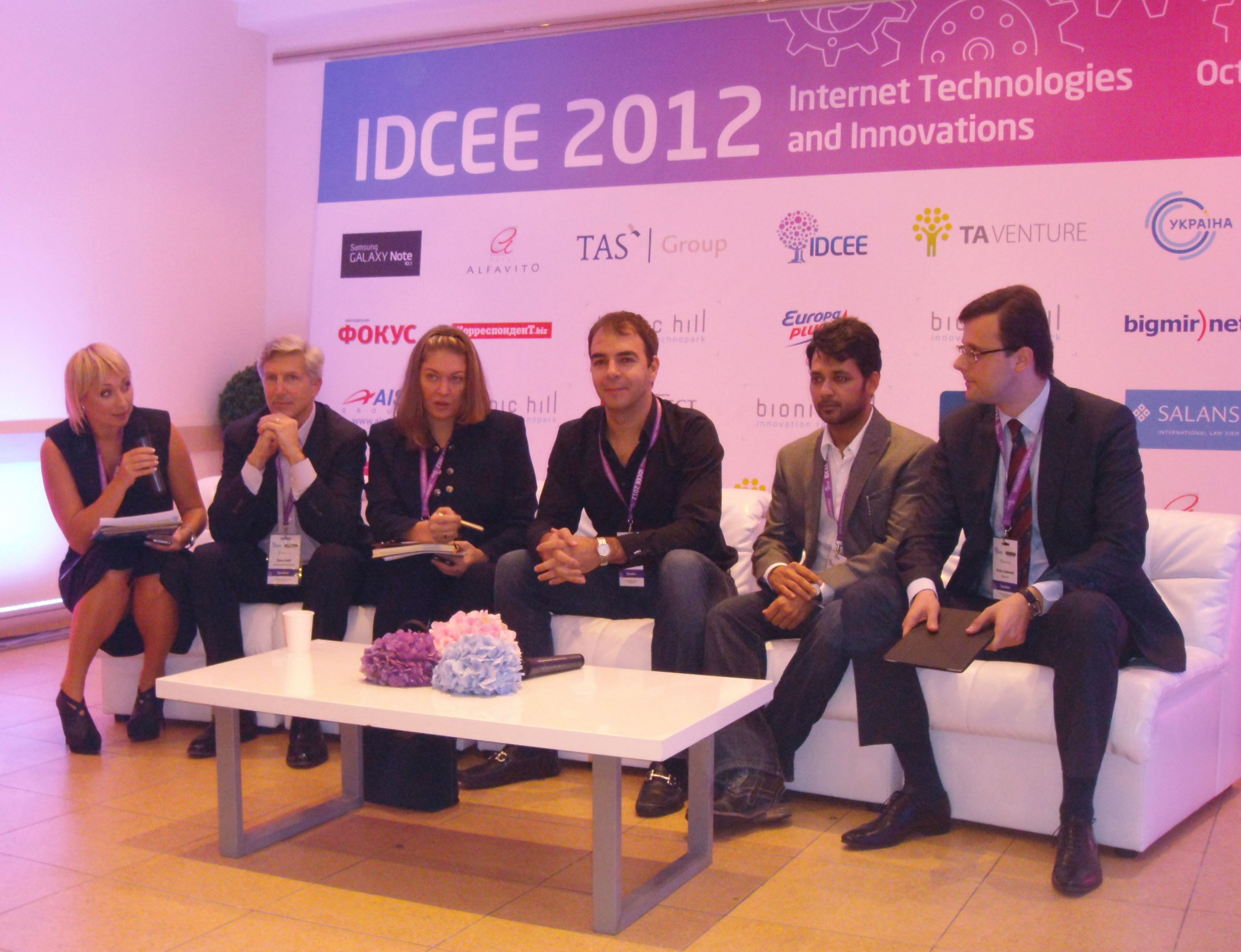 Конференція з приводу відкриття IDCEE 2012. Фото: Аліна Маслакова/Велика Епоха