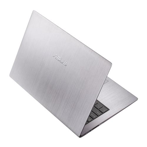 ASUS U38N Фото: asus.com