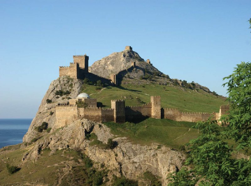 У серпні під Судаком відкривається рицарський фестиваль. Фото: monuments-crimea.gov.ua