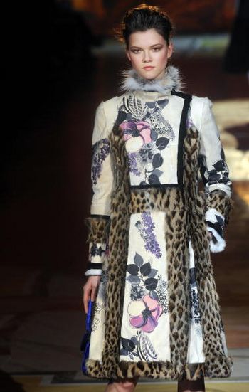 Тиждень моди в Мілані: Нові колекції жіночого одягу осінь-зима 2008/2009. Фото: AFP / Getty Images 