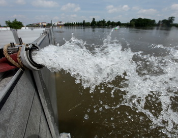 Столиця Польщі під загрозою затопленія.Фото: Sean Gallup / Getty Images