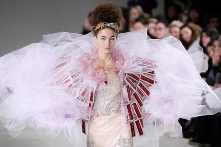 Колекції французького Дому «On aura tout vu». Париж, 23 січня 2007 р. (Фото: FRANCOIS GUILLOT/AFP/Getty Images)