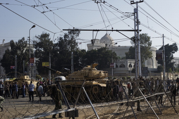 У Каїр увійшли танки. Фото: GIANLUIGI GUERCIA / AFP / Getty Images