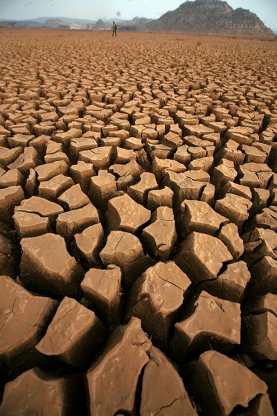 Постраждалі від засухи райони південного заходу Китаю. березень 2010 рік. Фото з epochtimes.com 