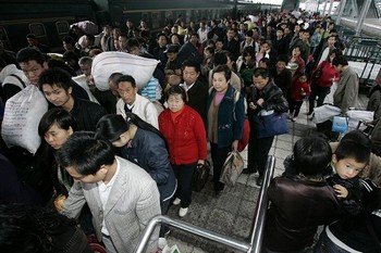 Селяни-мігранти в Китаї є одним з найбільш соціально незахищених верств суспільства. Фото з epochtimes.com