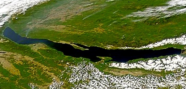 Самое глубокое озеро в мире — вид из космоса. Фото: tutpricol.ru