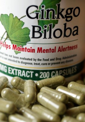 Сложный химический состав экстракта Гинкго билоба включает более 40 ингредиентов. Фото: Joe Raedle/Getty Images