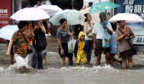 Зливові дощі затопили місто Нанкін. Фото: ChinaFotoPress/Getty Images 
