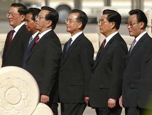 Ху Цзіньтао (другий праворуч), Вень Цзябао (третій ліворуч) і чиновники КПК. Фото: Peter Parks/AFP/Getty Images
