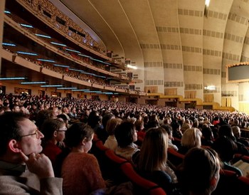 За эти годы труппа «Divine Performing Arts» выступала на самых престижных театральных сценах мира, включая зал Radio City в Нью-Йорке. Фото: The Epoch Times