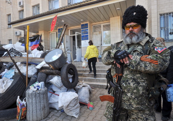 Комендант «народного ополчення» Краматорська, росіянин Олександр Можаєв на прізвисько «козак Бабай». Фото: AFP PHOTO/GENYA SAVILOV