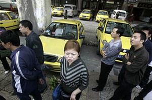 Таксисты г.Чунцин не довольны местными властями. Фото с secretchina.com
