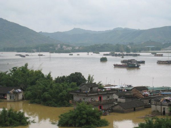 Наводнения на юге Китая. Фото с epochtimes.com