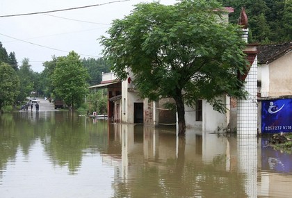Наводнение в г.Дэсин провинции Цзянси. Фото: The Epoch Times