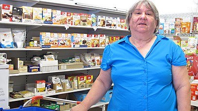 Джорджина, власниця магазину, де ввели плату за роздивляння продуктів. Фото: brisbanetimes.com.au