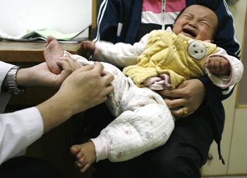 Китайские власти снова пытаются скрыть реальную ситуацию с эпидемией HFMD в стране. Фото с сайта epochtimes.com