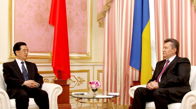 Зустріч з Януковича з колишнім лідером КНР Ху Цзіньтао, Київ, 20 червня 2011 року. Фото: president.gov.ua