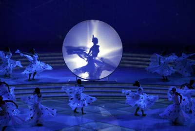 Танці у виконанні китайських балерин у фіналу конкурсу краси Міс Світу – 2005. Фото: Getty Images.