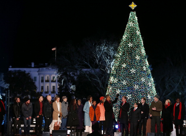 Барак Обама біля національної різдвяної ялинки, 6 грудня 2012 р. Фото: Mark Wilson / Getty Images