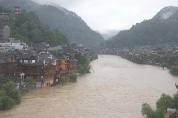 Ущерб от наводнений в Китае в 3,7 раза больше, чем в прошлом году. Фото с epochtimes.com