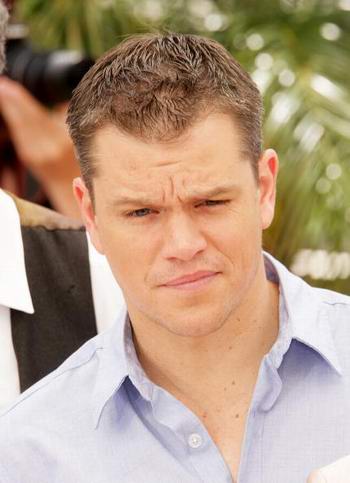 Очередная главная роль Мэтта в Храбрость в бою (Courage Under Fire, 1996 г.), была большим прорывом для него. Чтобы подготовиться для этого фильма он потерял 40 фунтов, пробегая 12 миль в день и поддерживая строгую диету, состоящую из одного яйца, паренно