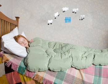 Бессонница, а точнее неспособность уснуть в положенное время проблема распространенная, особенно для мегаполисов. Фото: Image Source /Getty Images News